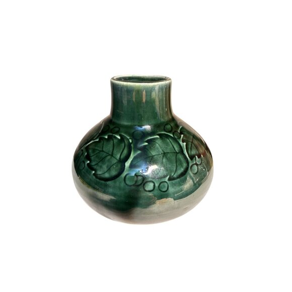 Vintage Green Glazed Pottery Vase with Embossed Leaf and Berry Design - Picture 2 of 7